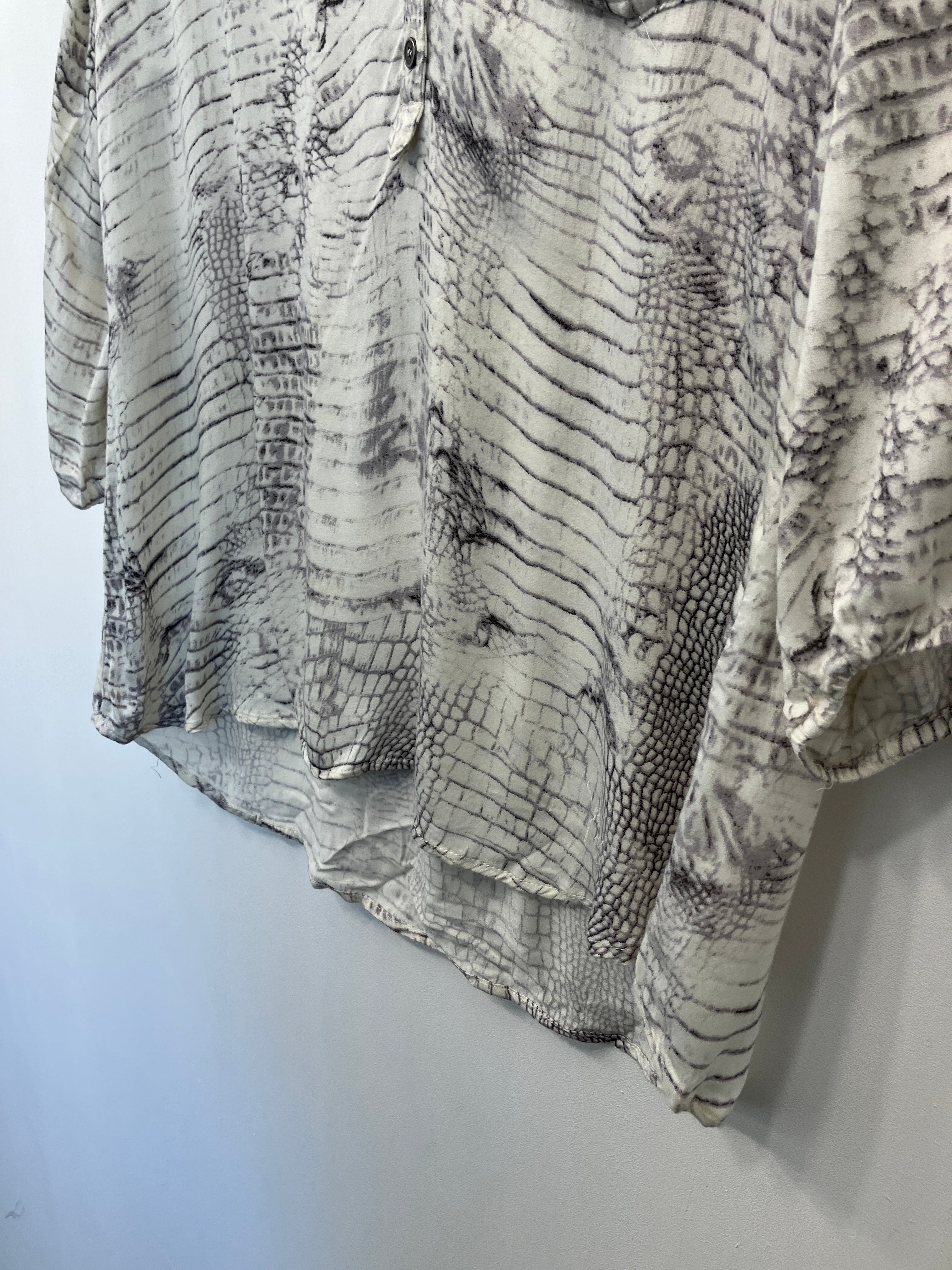 2-Biz Bluse